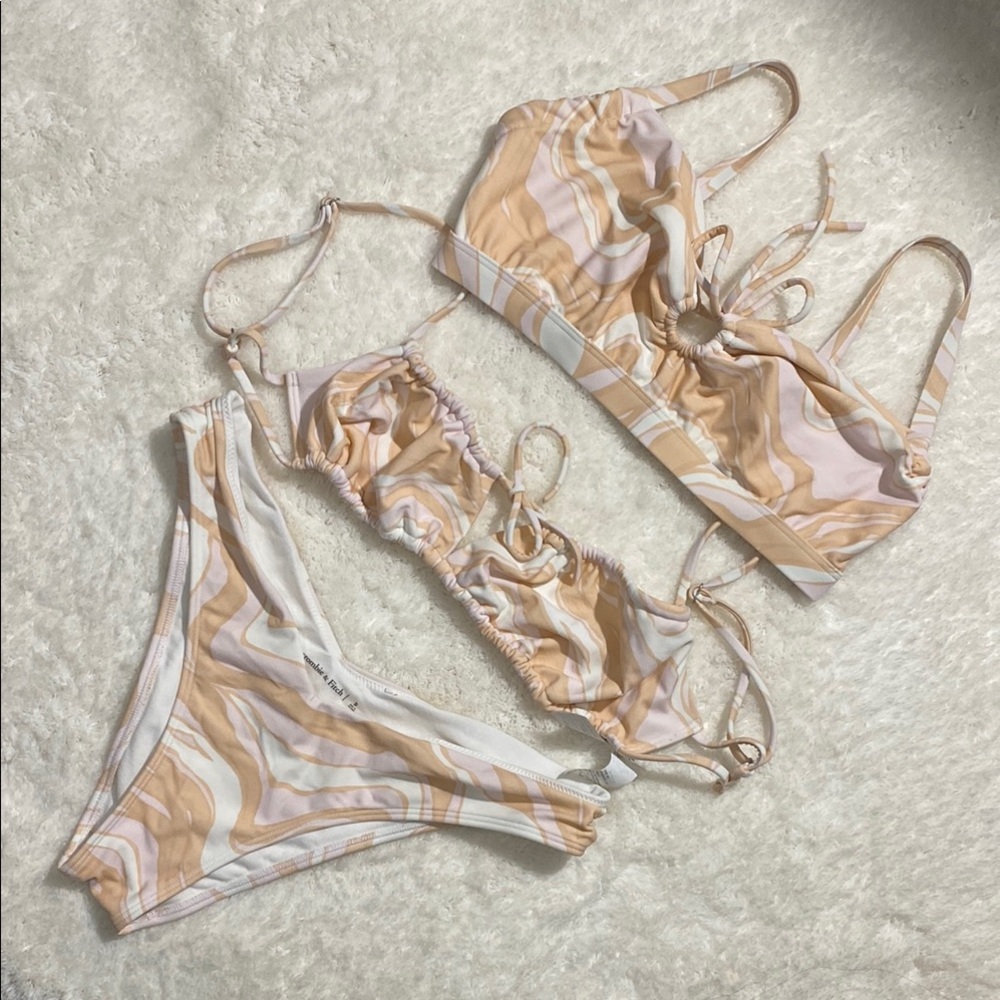 Stylish Swirl Bikini Set